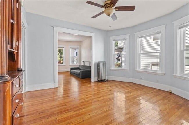 Photo - 38 George St Unit 1