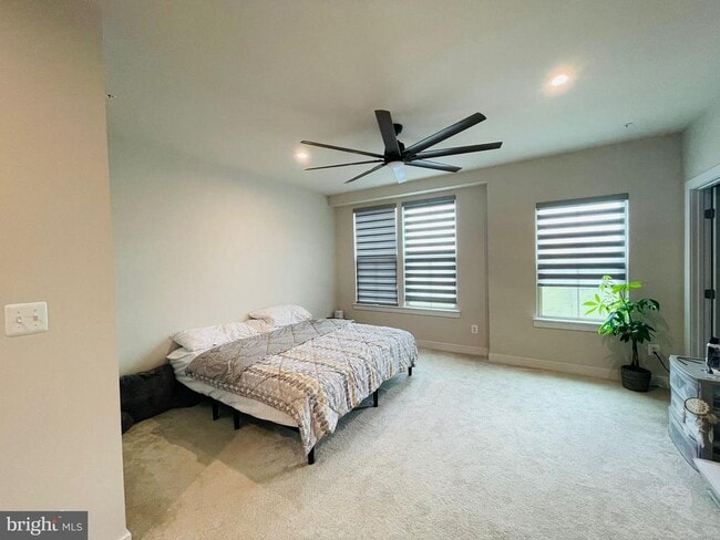 Photo - 24260 Thurso Sq