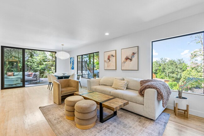 Photo - 4006 Milaca Pl