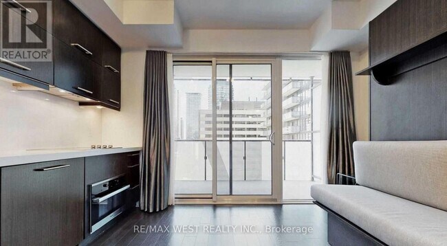 Photo - 65 St Mary St Unit 3210