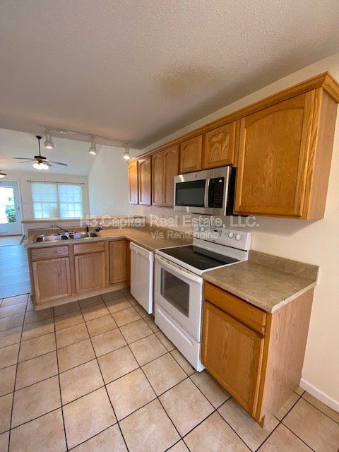 Photo - 55 Crimson Ct