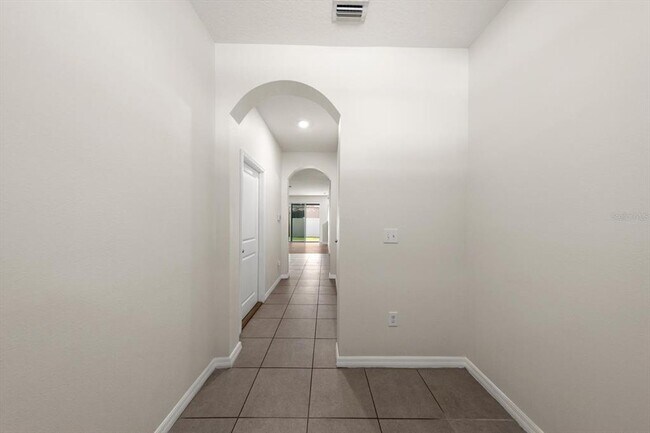 Photo - 424 Newmont Cir