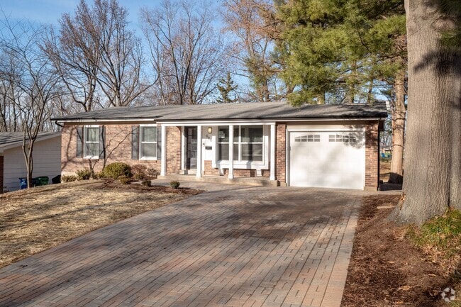 Building Photo - 9907 Gilbrook Ave Rental