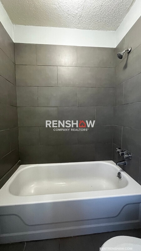 Photo - 5352 Stage Rd