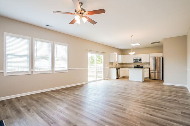 Photo - 317 Hardaway Point