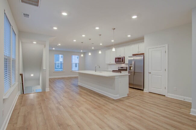 Photo - 1237 Tice Ln