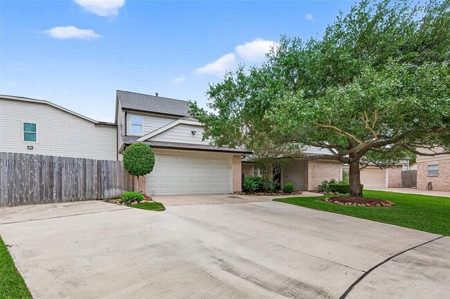 903 Sugarfield Ct