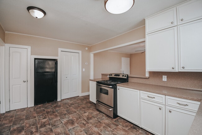 1503 E Virginia Ave Unit 4