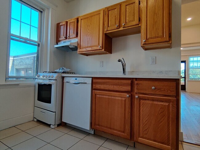 Photo - No Brokers Fee, Heat, Hot Water Included, Eat-in Kitchen, Laundry on a Site, Balcony, Parking for...