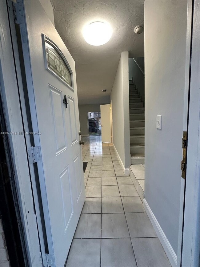 Photo - 10902 SW 2nd St