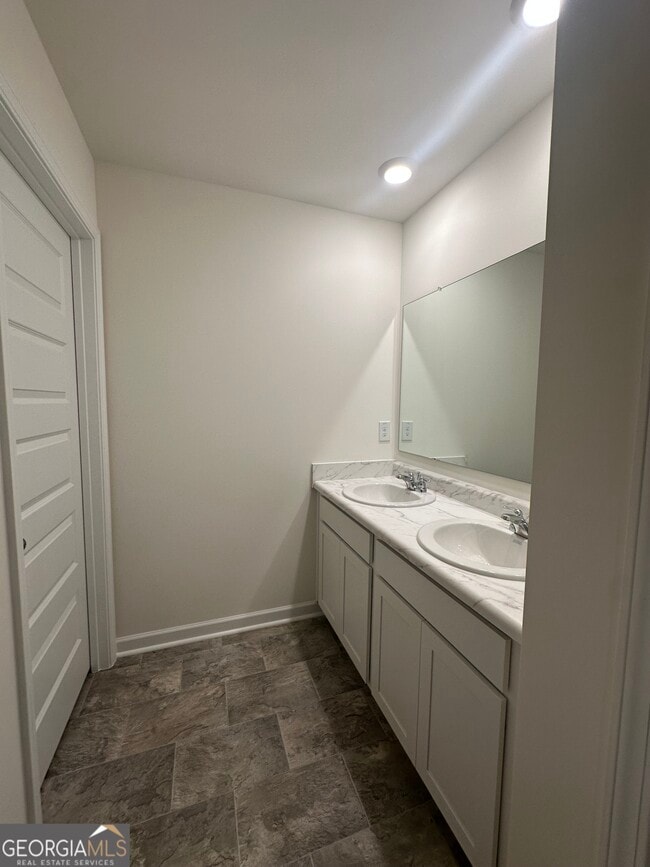 Photo - 362 Friendship Oak Wy