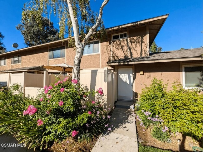 Building Photo - 28713 Conejo View Dr