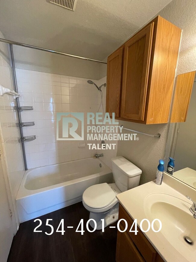 Photo - 5712 Redstone Dr Unit A