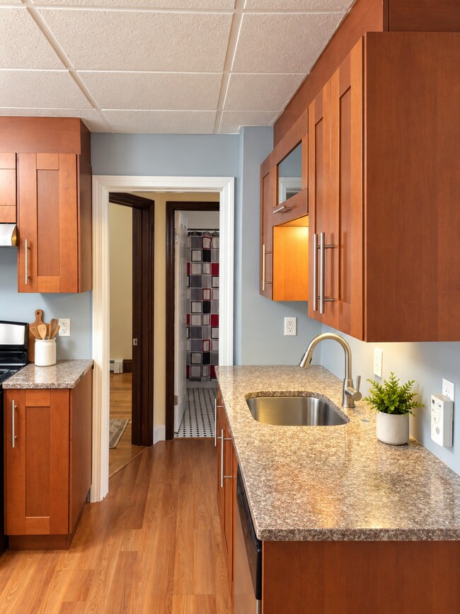 75 Lyman Ave Unit 75 Lyman # 1
