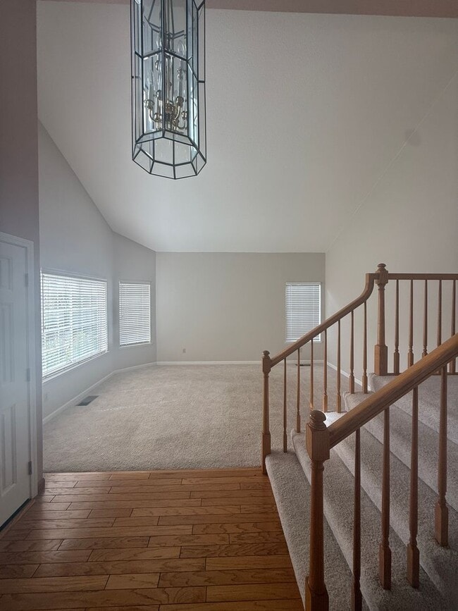 Photo - 2853 St Andrews Rd