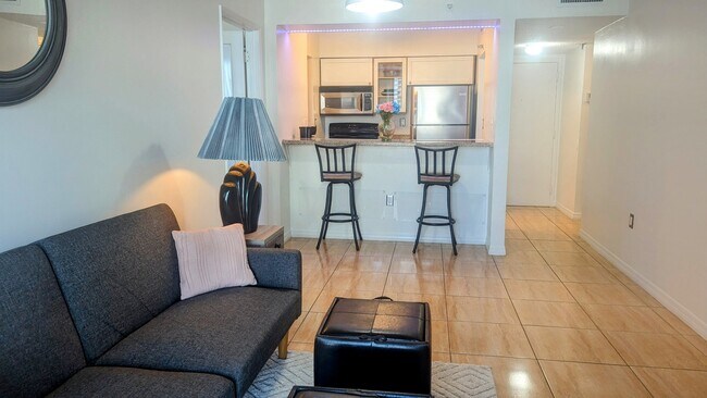 Photo - 850 N Miami Ave Unit APT. W2010