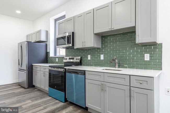 Photo - 1920 W Berks St Townhome