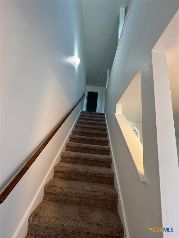 Photo - 102 W Orion Dr