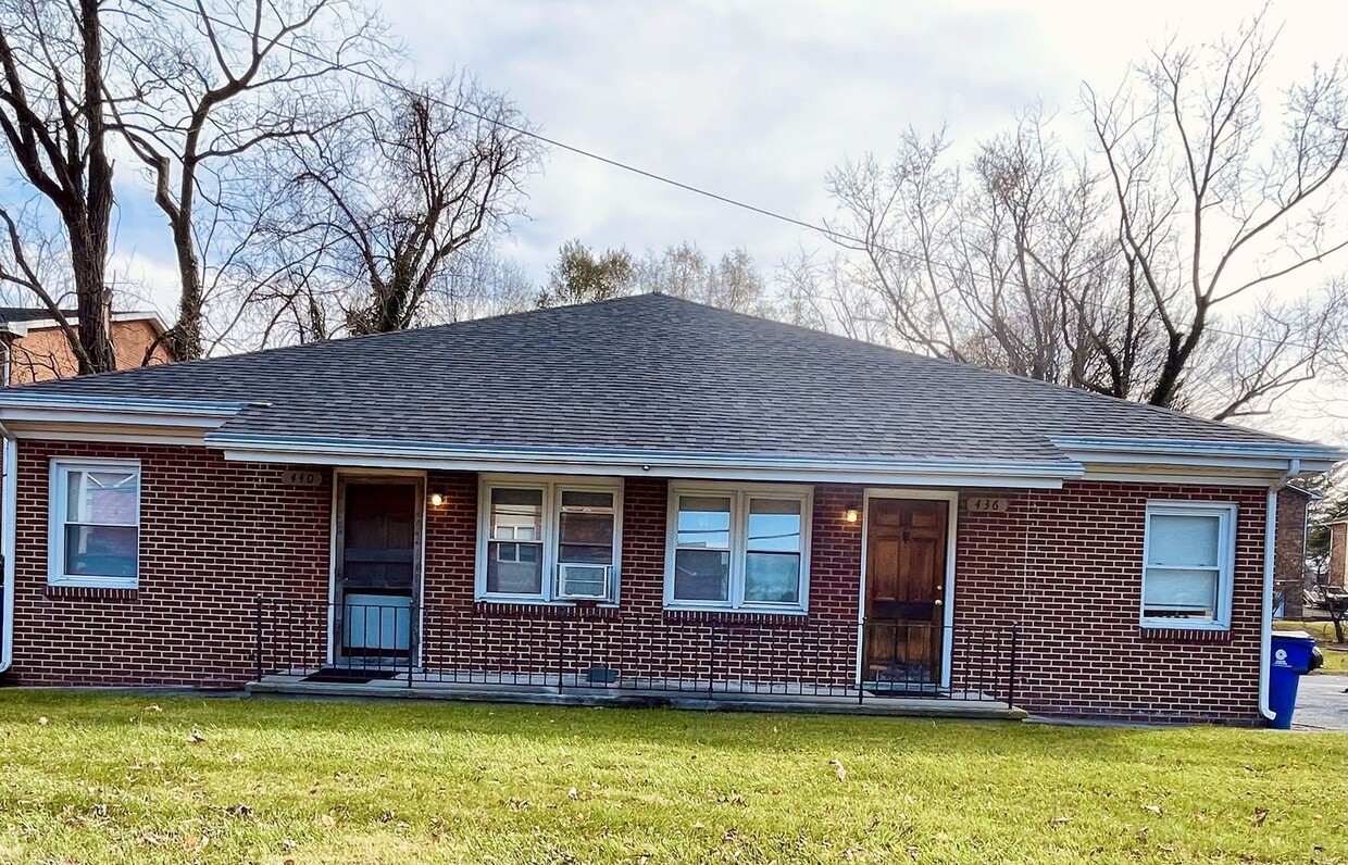 Photo - 440 Roanoke Street
