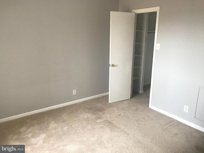 Photo - 12001 Old Columbia Pike Unit 817
