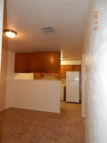 Photo - 508 N Walnut St Unit 102