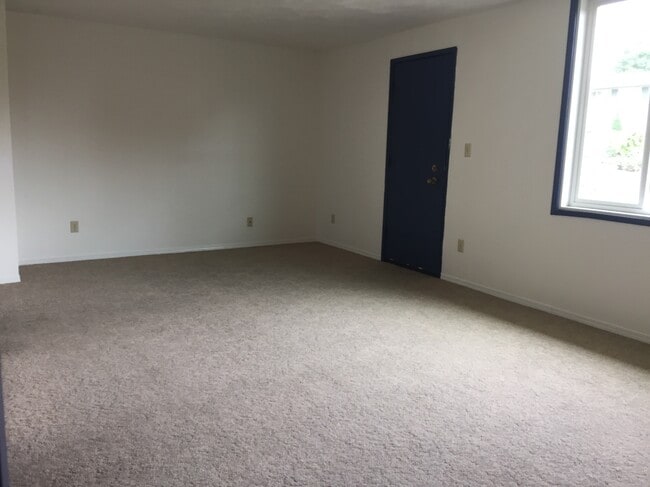 Photo - 245 SW Arbor St