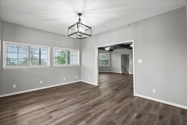 Photo - 401 Paradise Dr