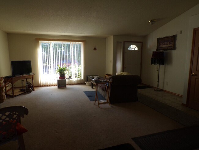 Photo - 3927 SE 100th Ave