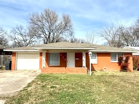 Building Photo - 525 Cottonwood St