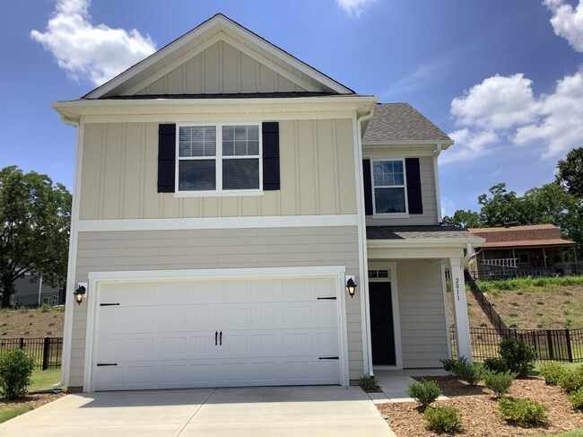 Building Photo - 2011 St Joseph Dr