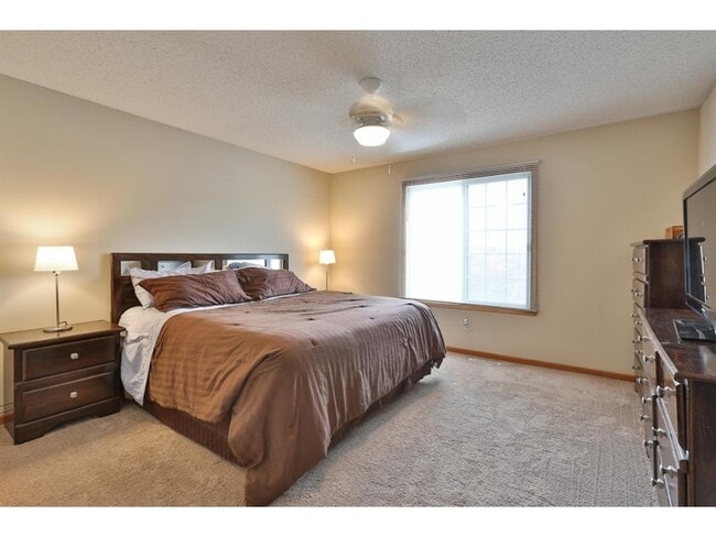 Photo - 1924 Mockingbird Avenue