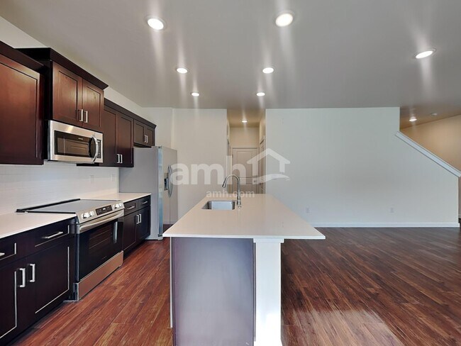 Photo - 1496 N Garnet Creek Ave