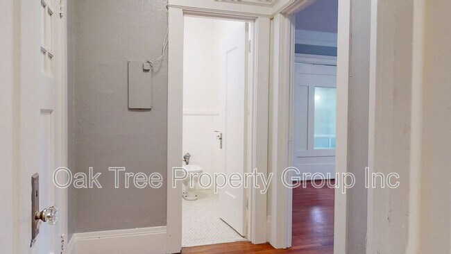 Photo - 1425 Harrison St