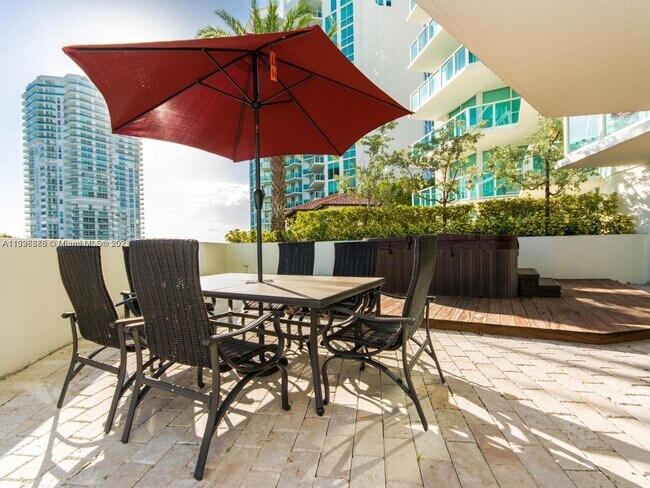 Photo - 150 Sunny Isles Blvd Unidad 1-1101