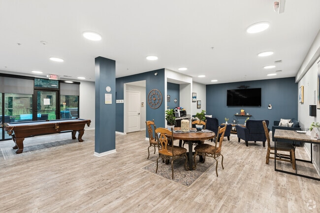 Lounge - Eagles Landing Apartments