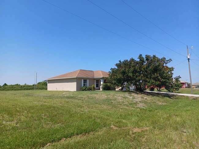 Building Photo - 3808 NW 38th St Rental