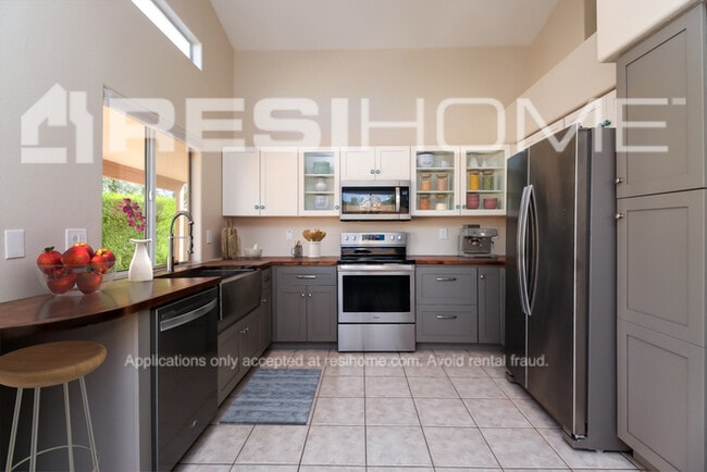 Photo - 2162 W Osage Ave