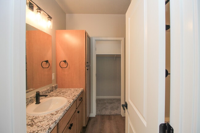 Wheatridge Apartments & Townhomes