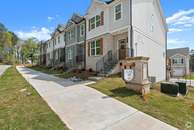 Building Photo - Brand New 3 Bedroom Townhome in Atlanta!