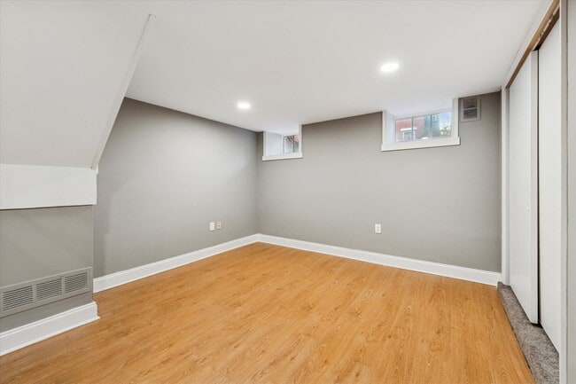 Photo - 2034 Mt Vernon St Unit 1F