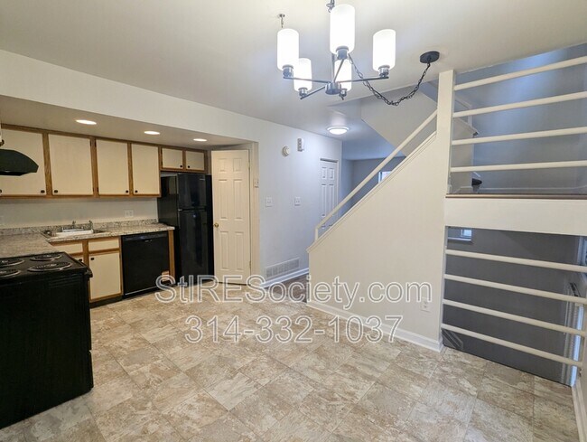 Photo - 2725 Allen Ave