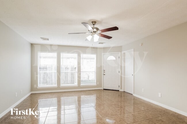Photo - 3218 Red Cedar Dr