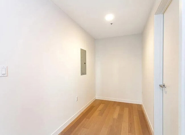 Photo - 301 Main St Unidad 4A