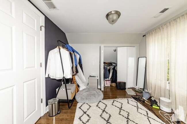 Photo - 2 bedroom in Chicago IL 60647 Unit 3