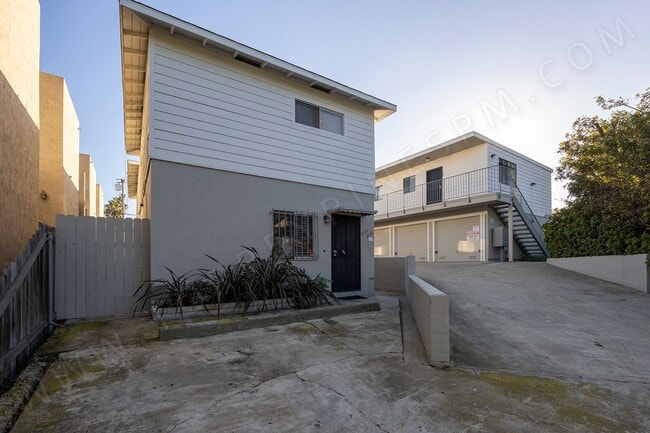 Photo - OPEN HOUSE: 12/6 12:30-1:30PM ~ Pacific Beach 2BR Townhome w/ Parking!