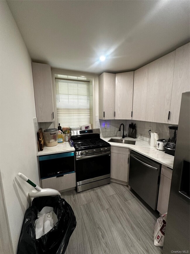 Photo - 919 Crescent St.