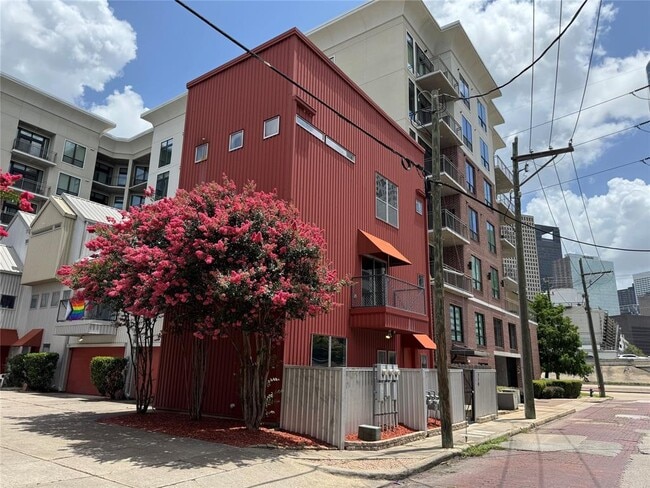 Photo - 720 Andrews St Rental