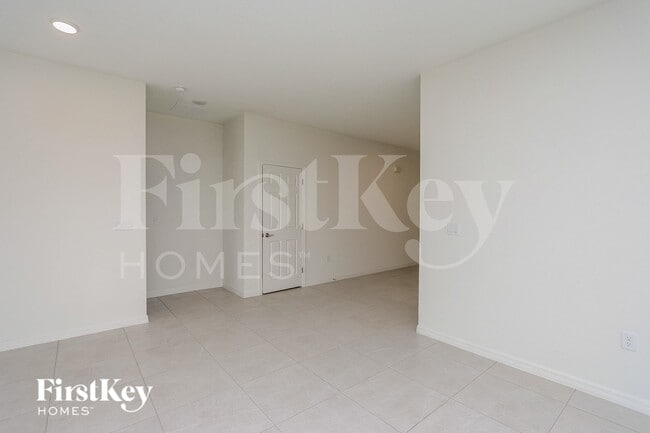 Photo - 129 Windsor Reserve Dr