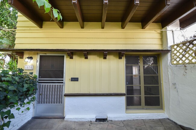Photo - 1008 Orange Grv Ave Unidad 1035