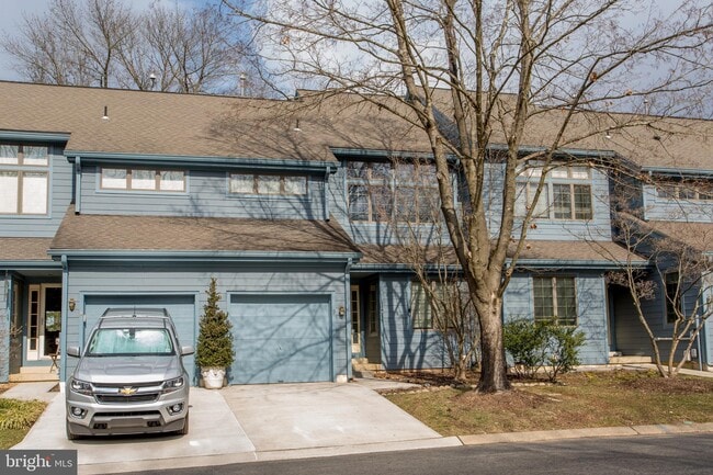 Photo - 9 Sturbridge Ct